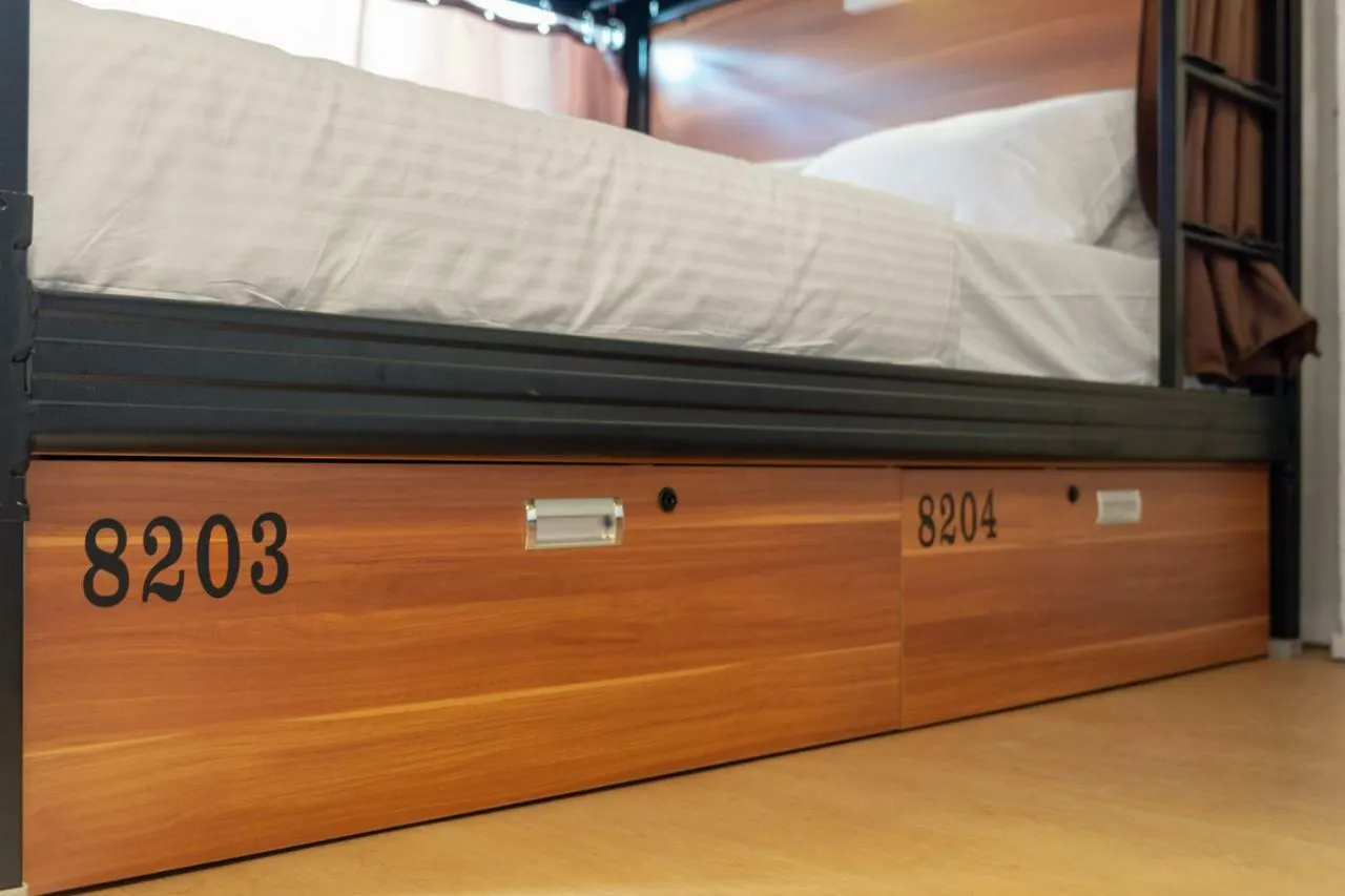 7 Wonders Hostel At Upper Dickson Singapore
