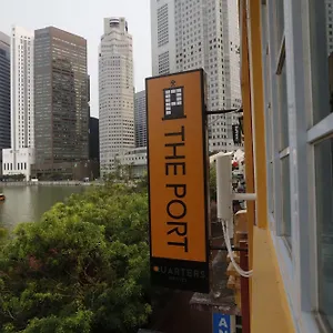 2* Capsule hotel Beat. Capsule @ Boat Quay